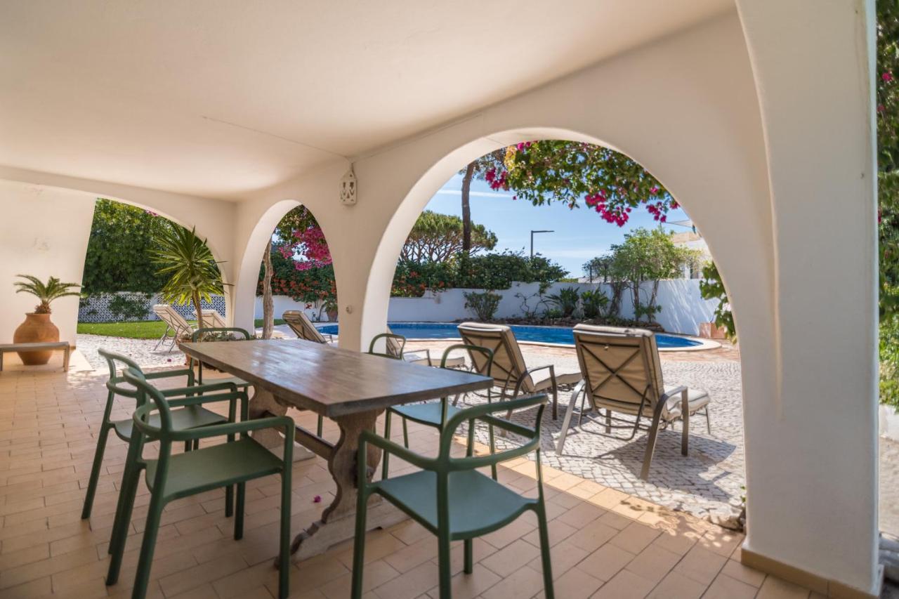 Traditional 3 Bedroom Villa With Great Pool In The Heart Of Vale Do Lobo Bagian luar foto