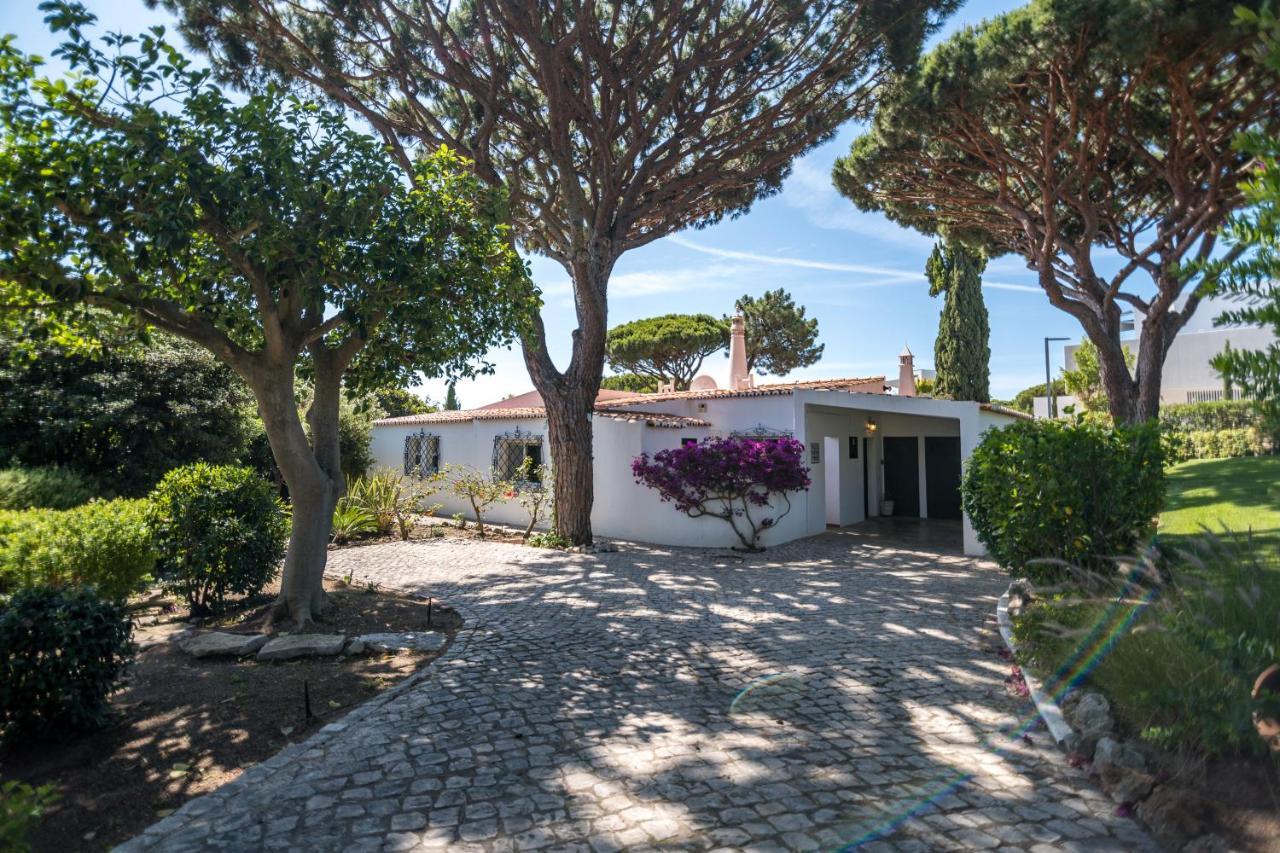 Traditional 3 Bedroom Villa With Great Pool In The Heart Of Vale Do Lobo Bagian luar foto