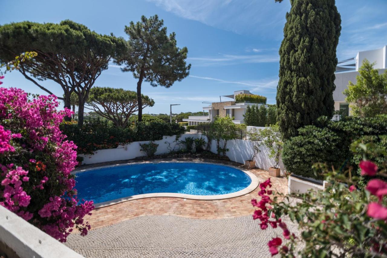 Traditional 3 Bedroom Villa With Great Pool In The Heart Of Vale Do Lobo Bagian luar foto