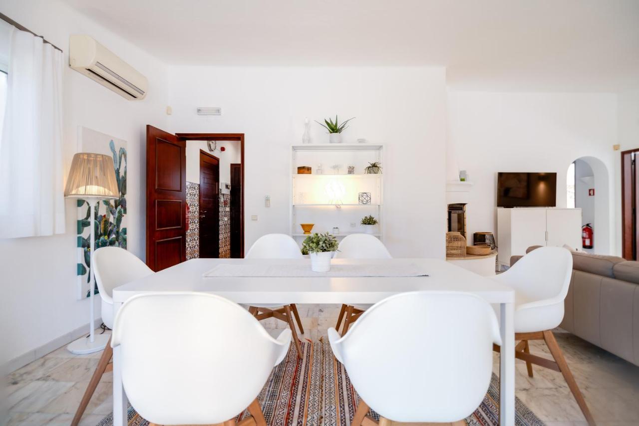 Traditional 3 Bedroom Villa With Great Pool In The Heart Of Vale Do Lobo Bagian luar foto